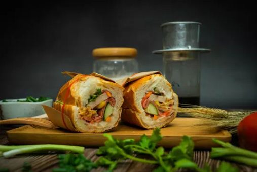Banh-mi-saigon-sandwich-1